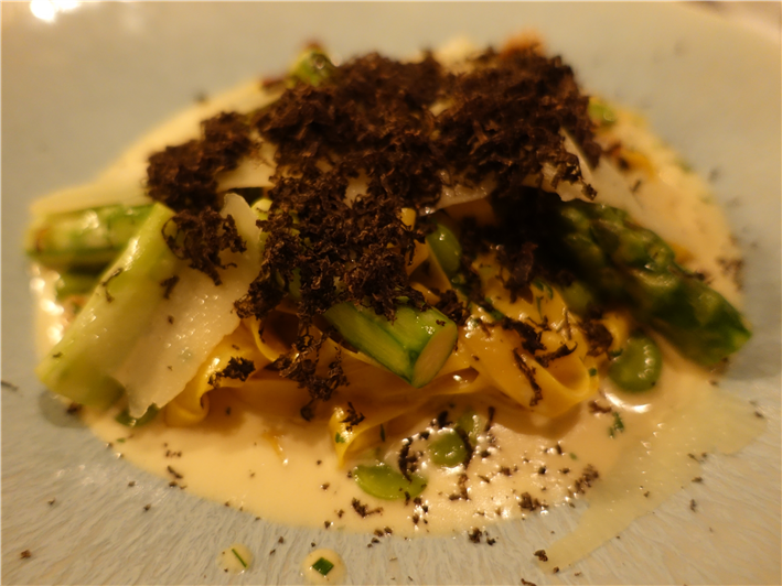 tagliolini with asparagus and truffle